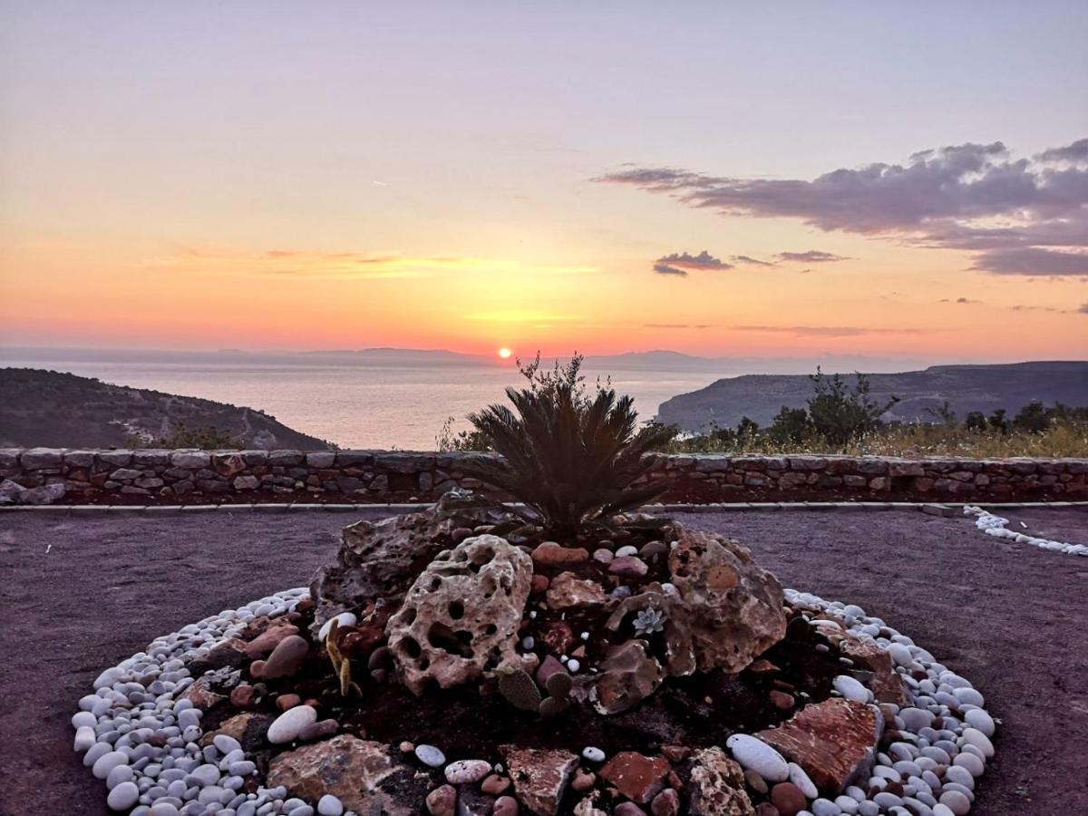 Sunset View Stone House, Areopoli Maniヴィラ エクステリア 写真