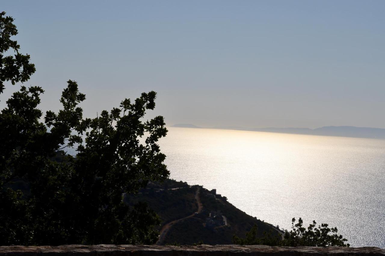 Sunset View Stone House, Areopoli Maniヴィラ エクステリア 写真