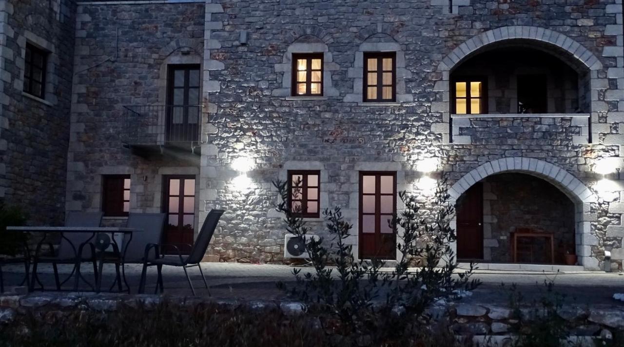 Sunset View Stone House, Areopoli Maniヴィラ エクステリア 写真